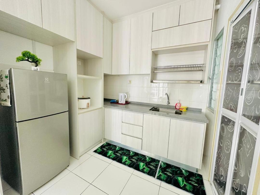 Setia Alam Islamic Homestay Shah Alam Buitenkant foto